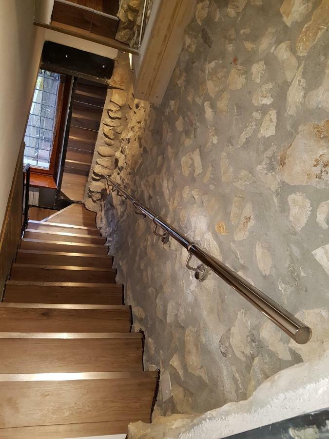Dora Baltea Monolocale Primo Piano Mansarda Secondo Piano Verona Exteriör bild